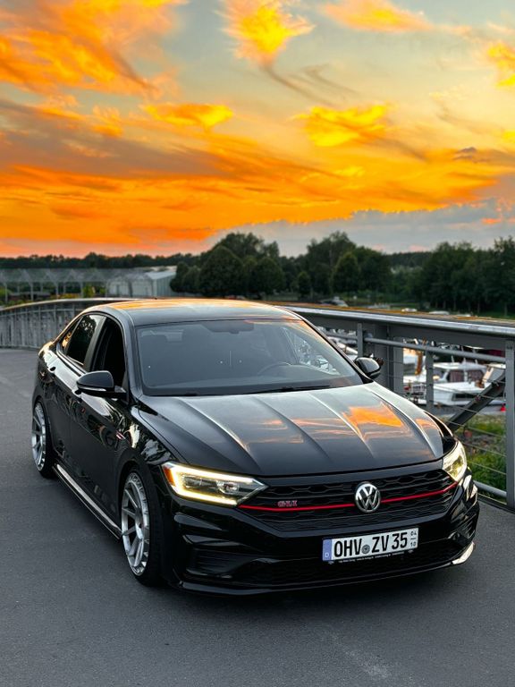 Image of Volkswagen Jetta