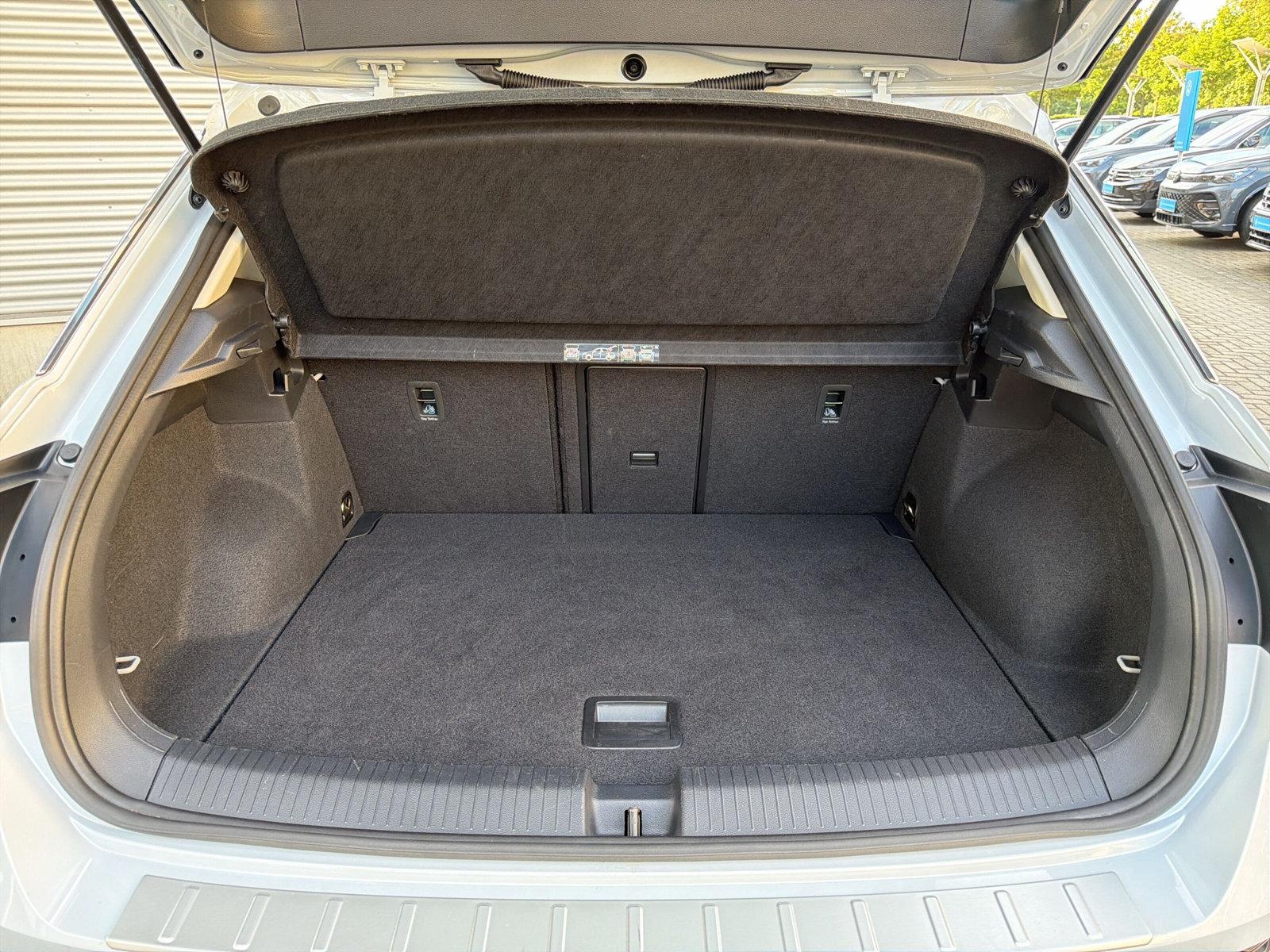 Volkswagen T-Roc 1.5 TSI DSG Style AHK LED NAVI VIRTUAL ACC, миниатюра 8