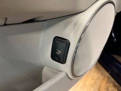 MERCEDES-BENZ C 180 K / 88.tKM / GARANTIE/ RENTNER/ AUTOMATIK MERCEDES-BENZ C 180 K / 88.tKM / GARANTIE/ RENTNER/ AUTOMATIK