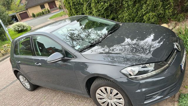 VW Golf