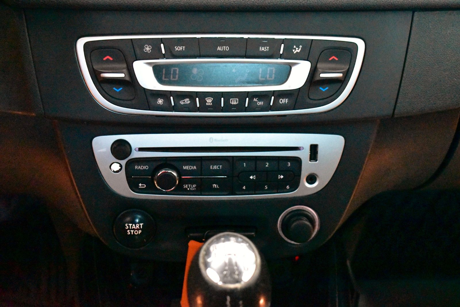 Fahrzeugabbildung Renault Megane III BOSE Edition,Teilleder,Kamera,Navi