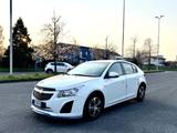 Chevrolet Cruze 1.6 5 porte LS - Chevrolet Cruze: Limousine, 1.6