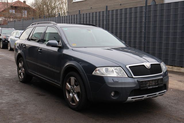 Skoda Octavia Combi Scout 4X4 Tüv 05.26 1.Ha Klimaaut.