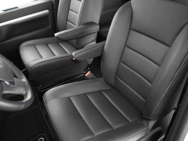 Zafira Life e TOURER M 75kWh AT 6-SITZER+BI XENO