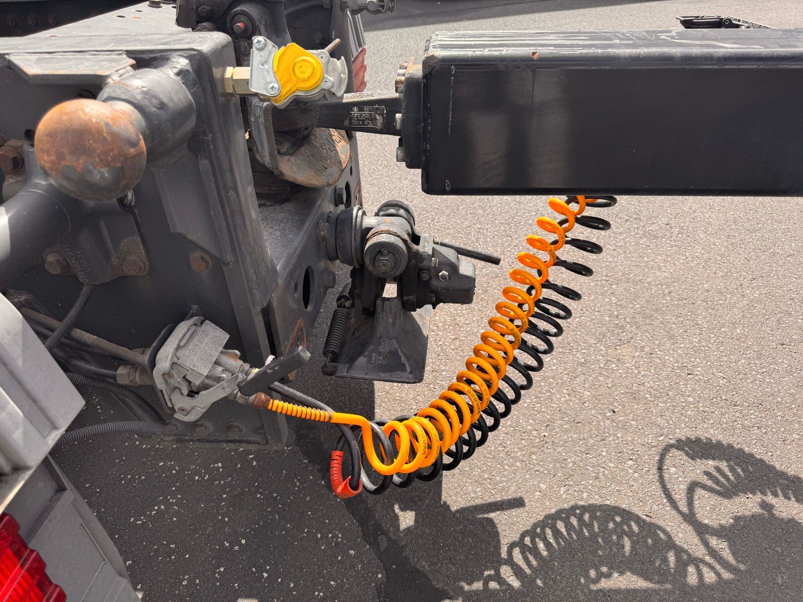 Fahrzeugabbildung Kögel ZW 18 Lafette SAF Achsen 15.910kg Nutzlast