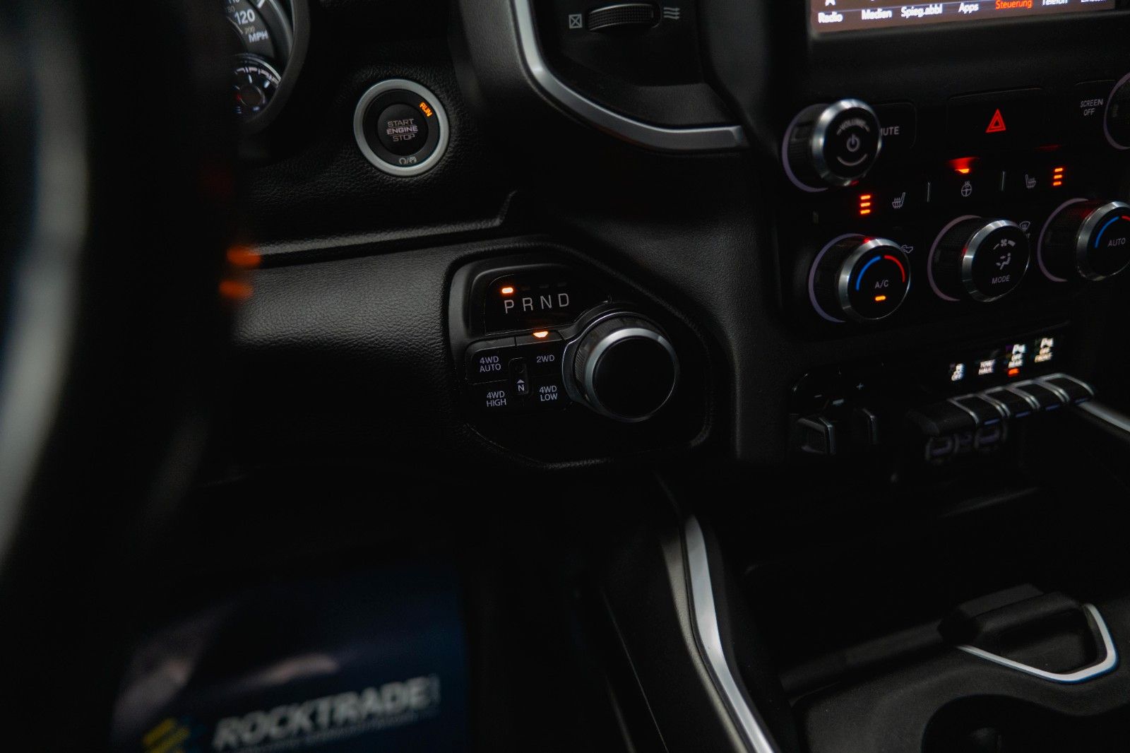 Fahrzeugabbildung Dodge RAM 5.7 V8 HEMI 4x4 LIMITED NightOffroad LONGBED