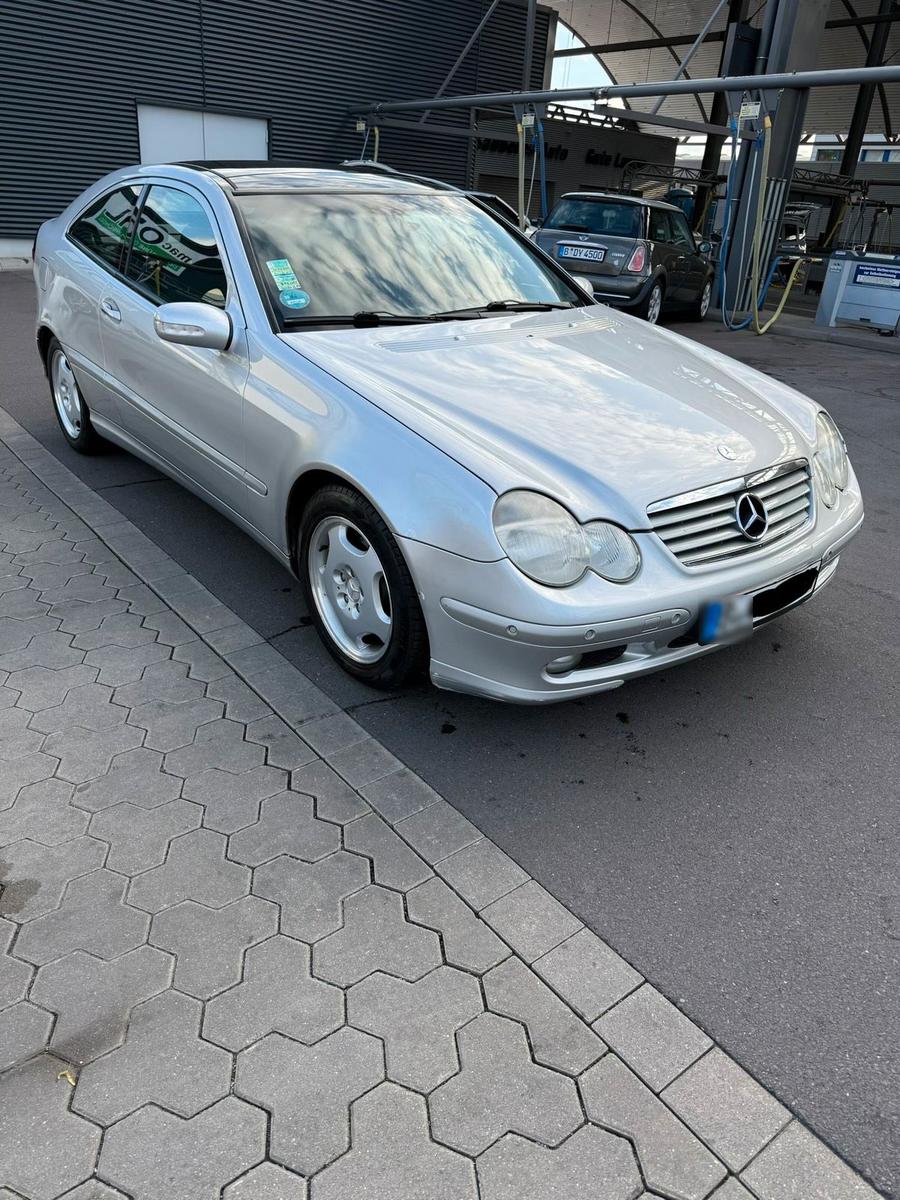 Mercedes-Benz C 200