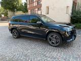 Mercedes-Benz GLS 400 d 4MATIC, AMG, Standhzg., AHK - schwarze Mercedes-Benz GLS 400