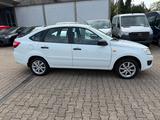 Lada Granta 1.6 16V ERSTE HAND  EURO 6 - scheckheftgepflegte Lada Gebrauchtwagen