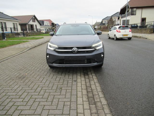 Volkswagen Taigo Style 1.5 TSI *AHK*KAMERA*IQ*LMR 17"