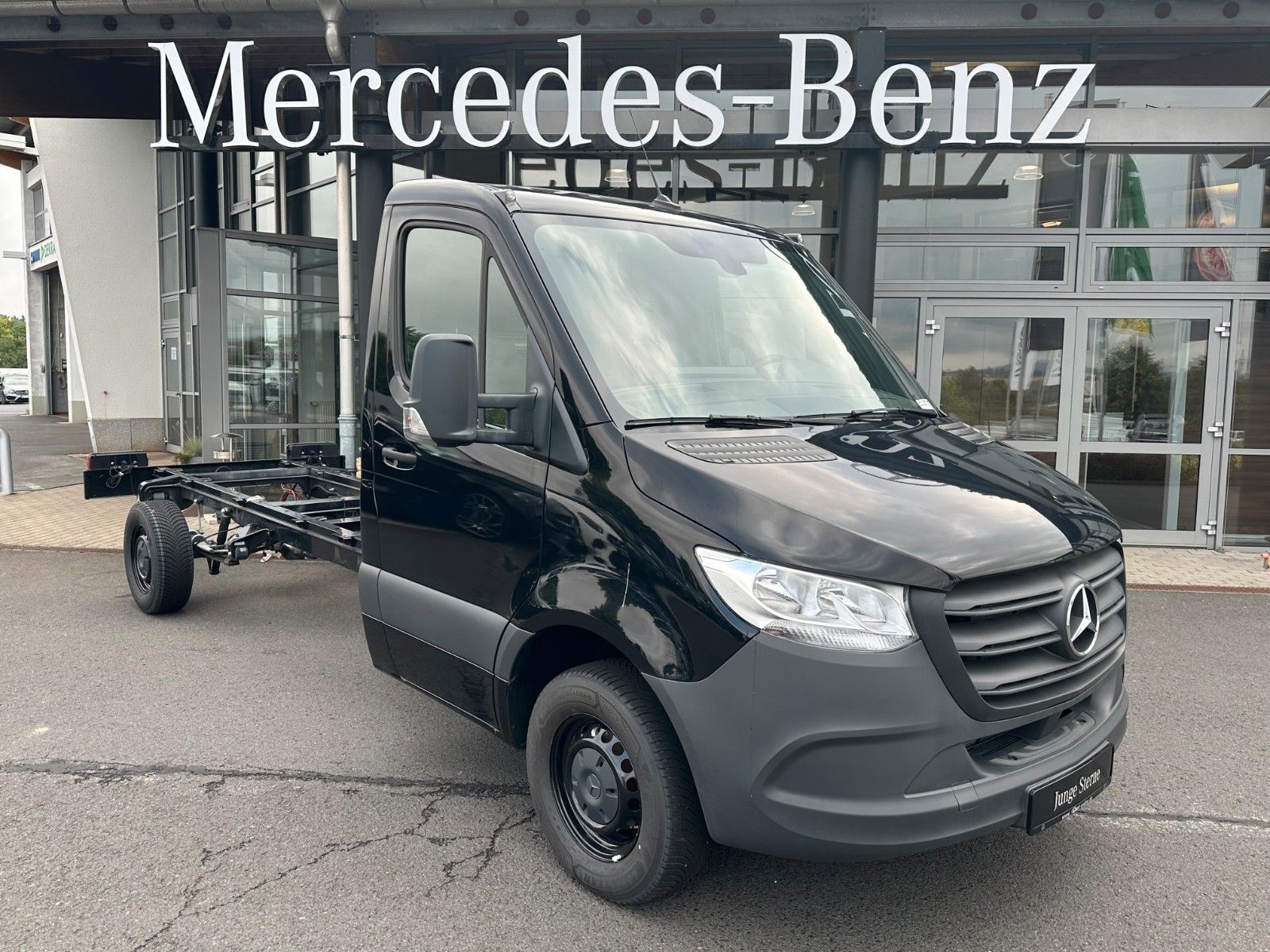 Fahrzeugabbildung Mercedes-Benz Sprinter 311 CDI 4325 Fahrgestell