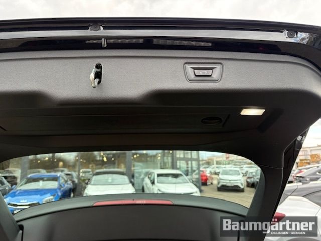 Fahrzeugabbildung BMW 330 i xDrive M-Sport Touring Kamera/ACC/Sitzh.