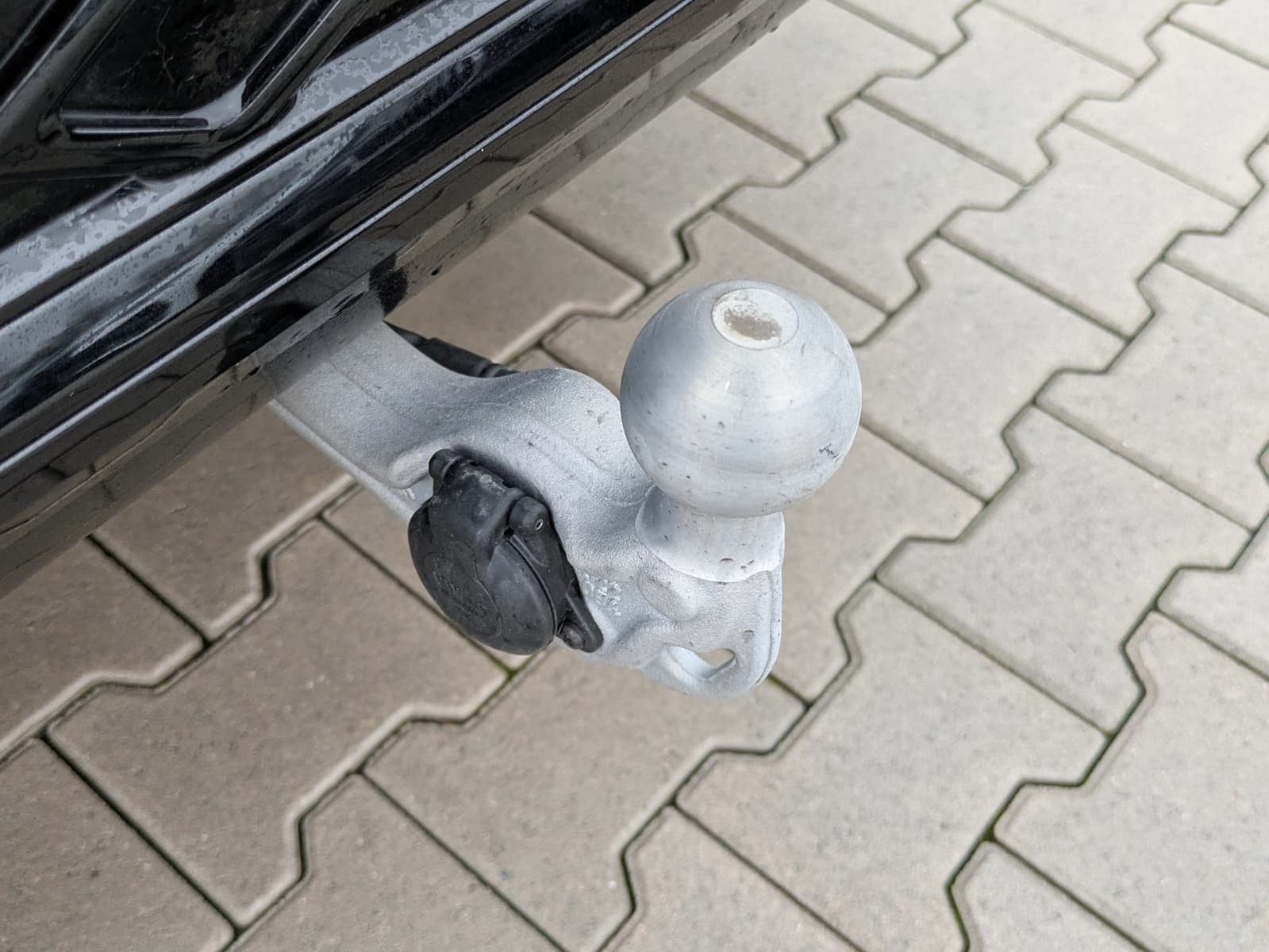 Fahrzeugabbildung Volkswagen Tiguan 2.0 TDI 4M R-Line PANO*H&K*AHK*MATRIX*20"