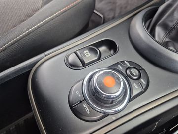 MINI Countryman D (Cooper) - 11