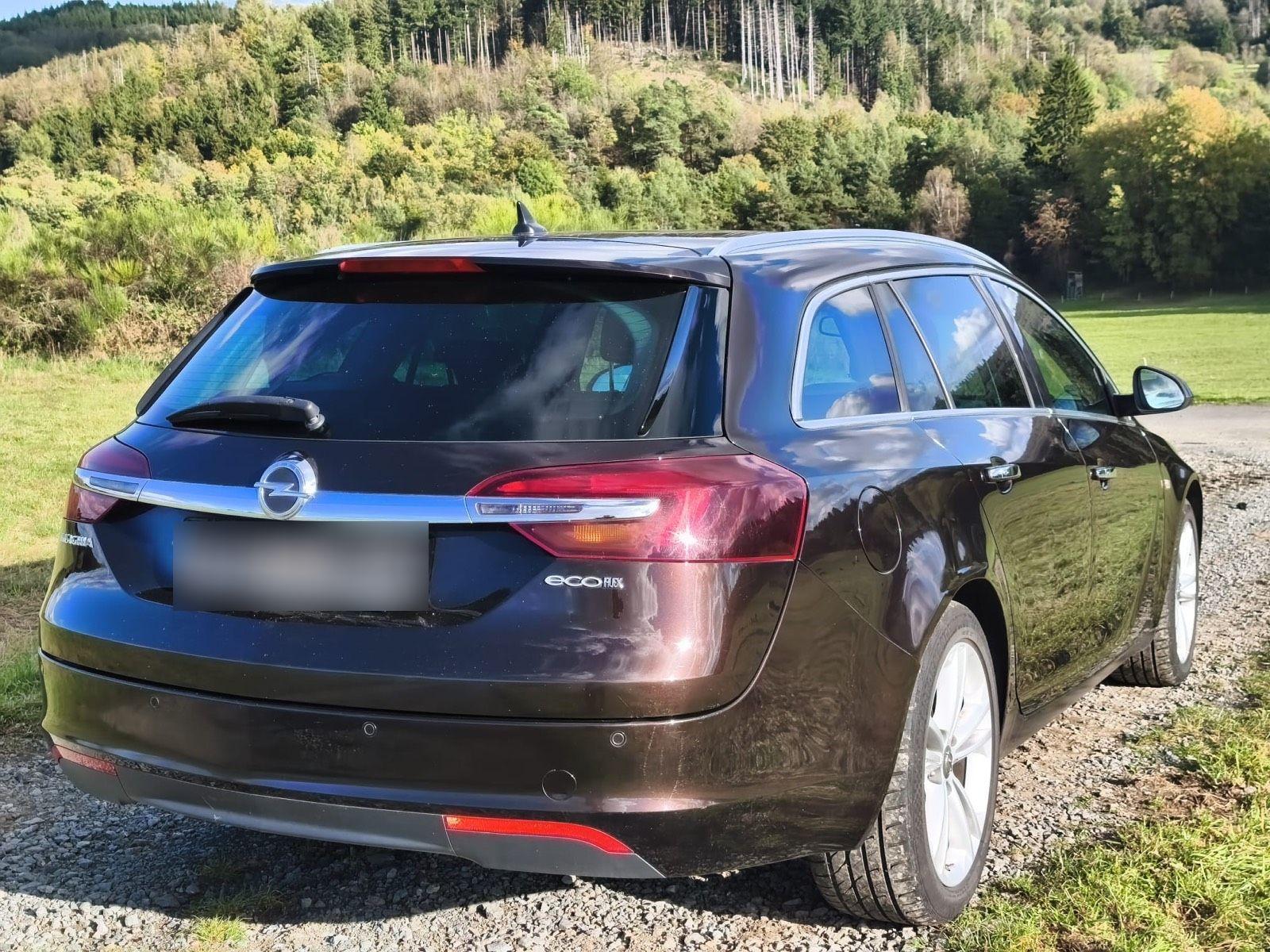 Opel Insignia 2015 — interior