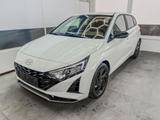 Hyundai i20 COMFORT BLACK PACK KLIMAAUTOMATIK NAVI WP... - Hyundai i20: Kleinwagen, Comfort