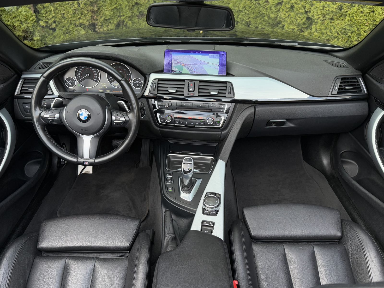 Fahrzeugabbildung BMW 420 d Cabrio M Sport Aut. XEN+SHZ+KAM+NAV+LEDER+