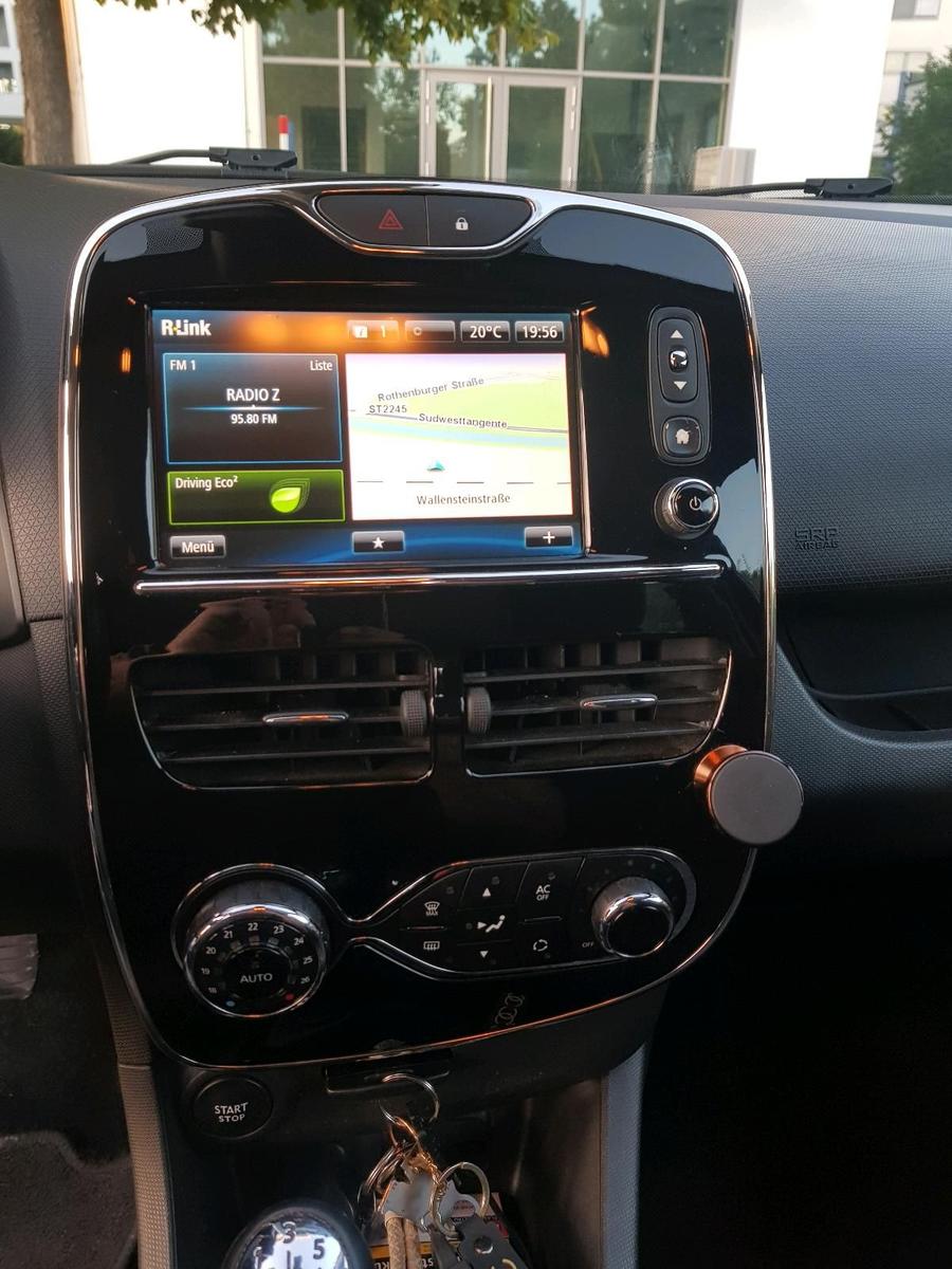 Renault Clio 2015 — photo 8