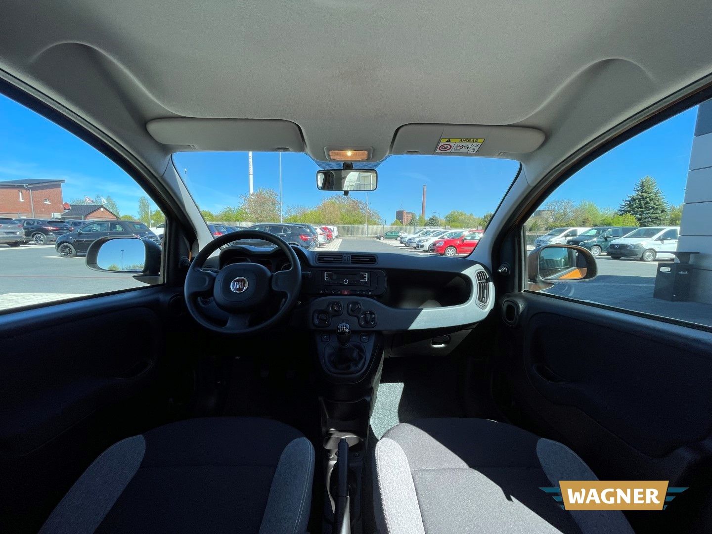Fahrzeugabbildung Fiat Panda Hybrid Klimaanlage Isofix Tagfahrlicht