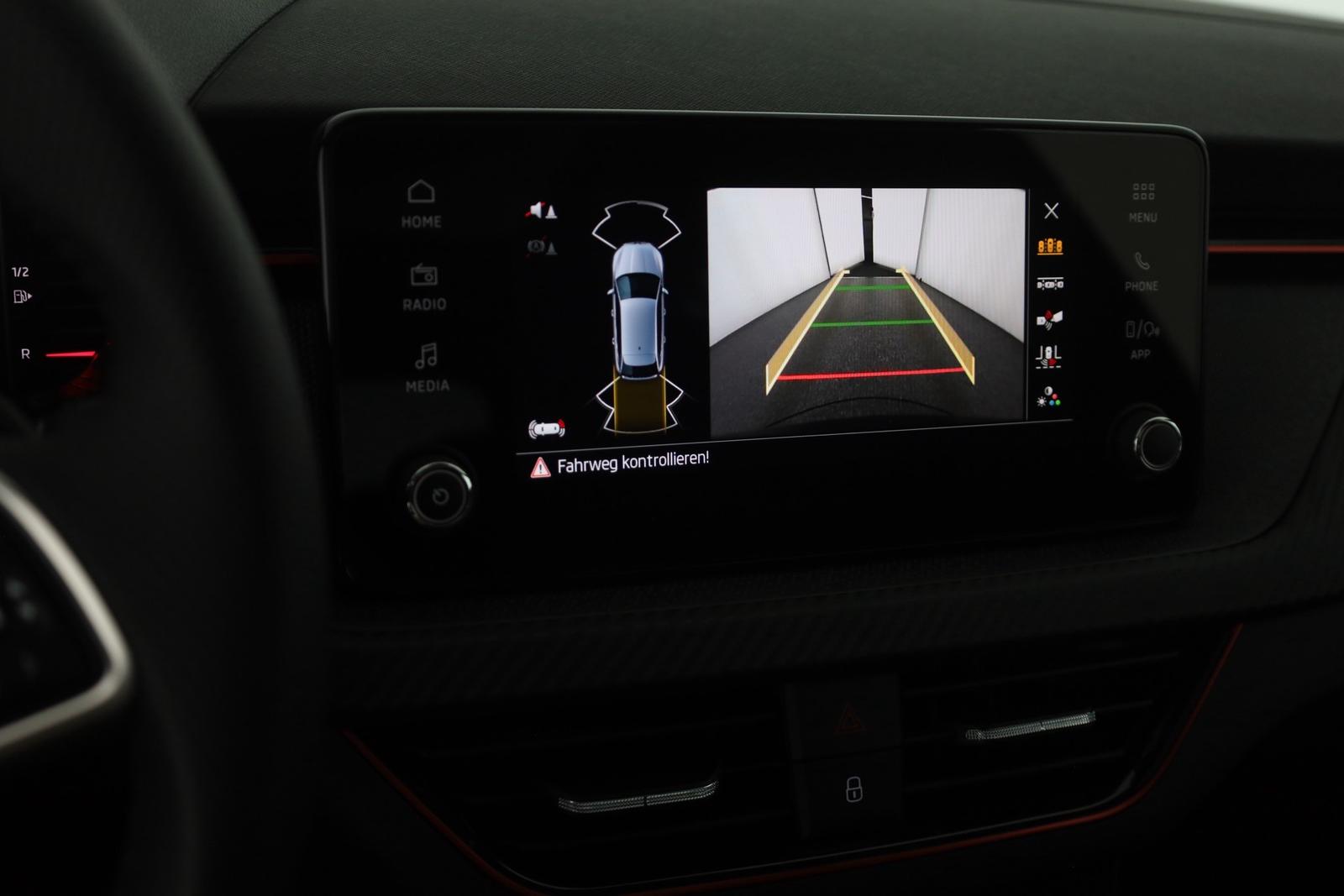 Skoda Scala Monte Carlo 1.5 TSI DSG LED ACC Pano
