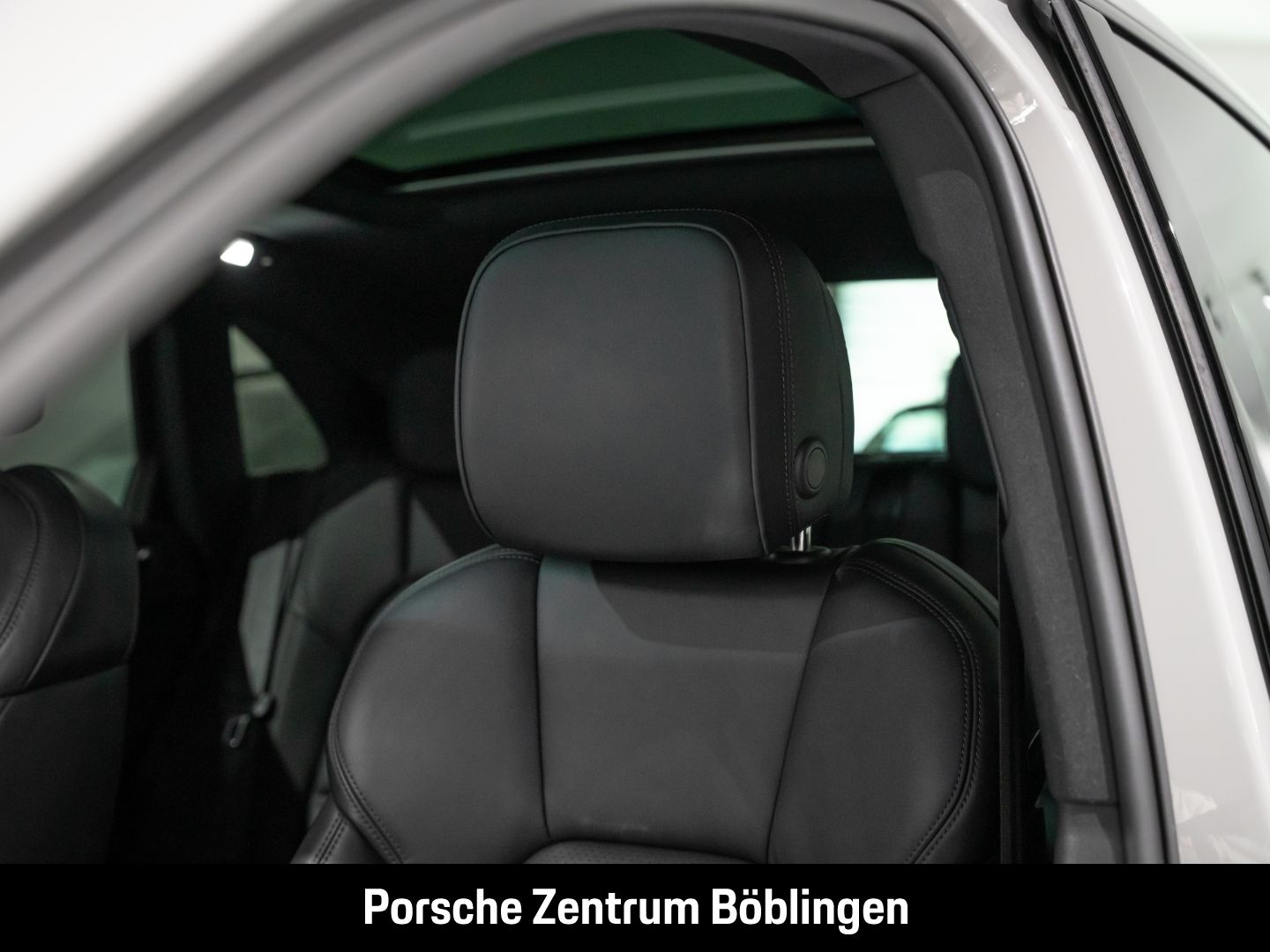 Porsche Macan S SurroundView Luftfederung PASM 27.950 km foto 21