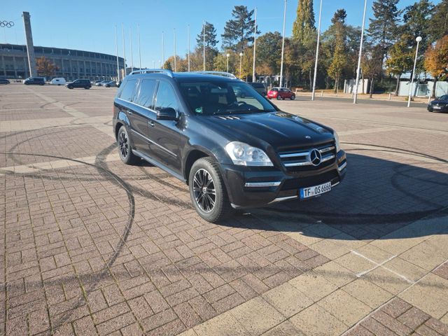 Mercedes-Benz Mercedes GL450 V8 4MATIC 7-SITZER *KLIMA*A...