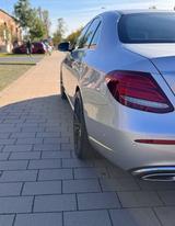 Mercedes-Benz E 400 4MATIC EXCLUSIVE WIDESCREEN MULTIBEAM - Mercedes-Benz E 400: Limousine