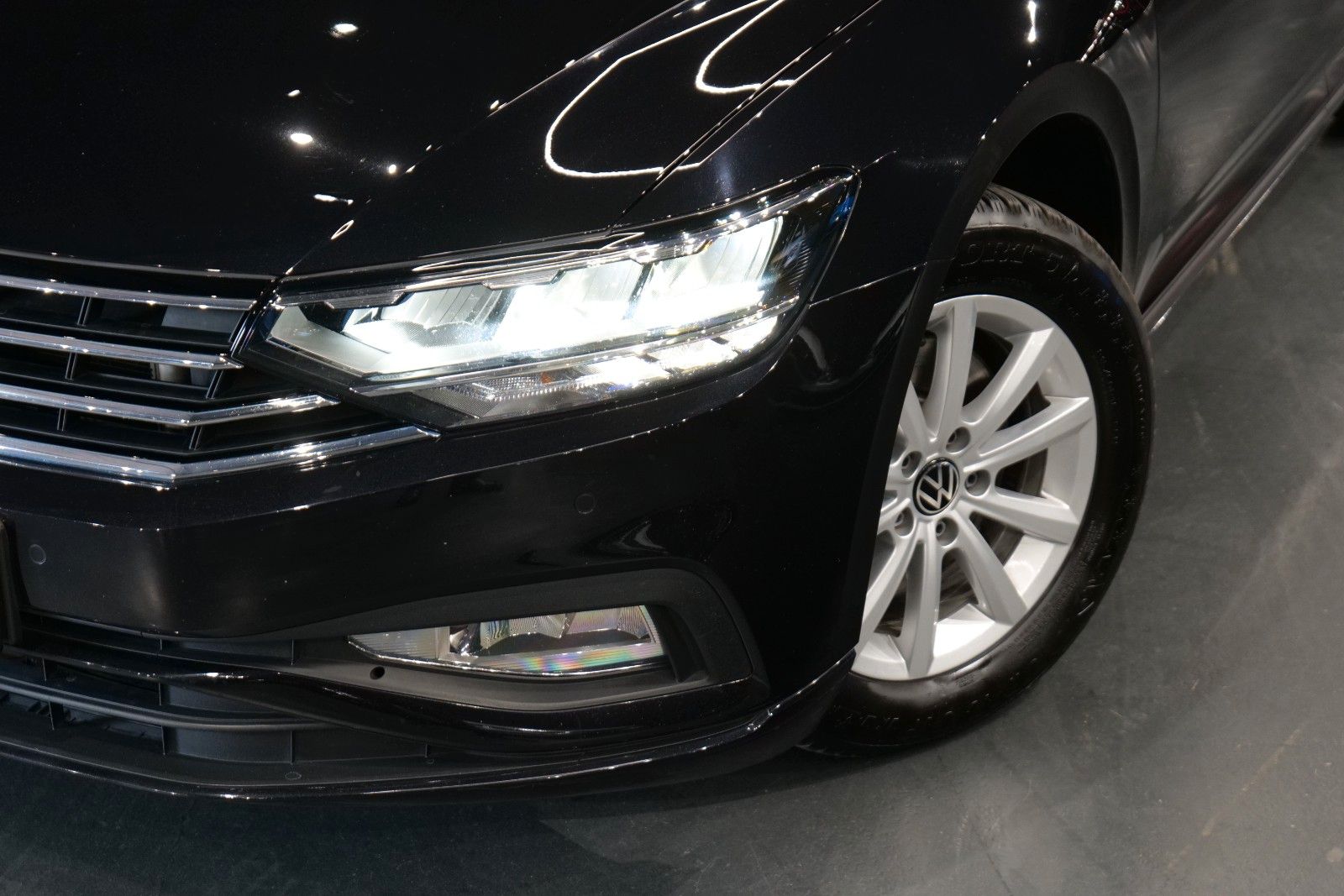 Volkswagen Passat Variant Basis *Automatik*Kamera*ACC*MwSt* imagem 2