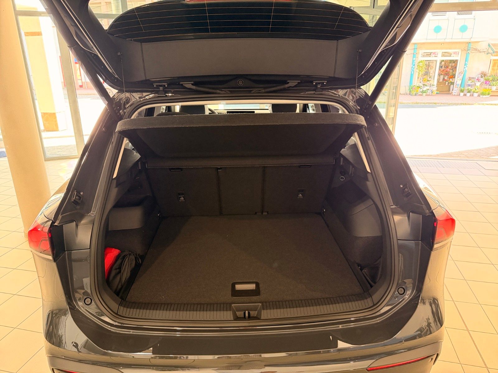 Volkswagen Tiguan - Bild 8