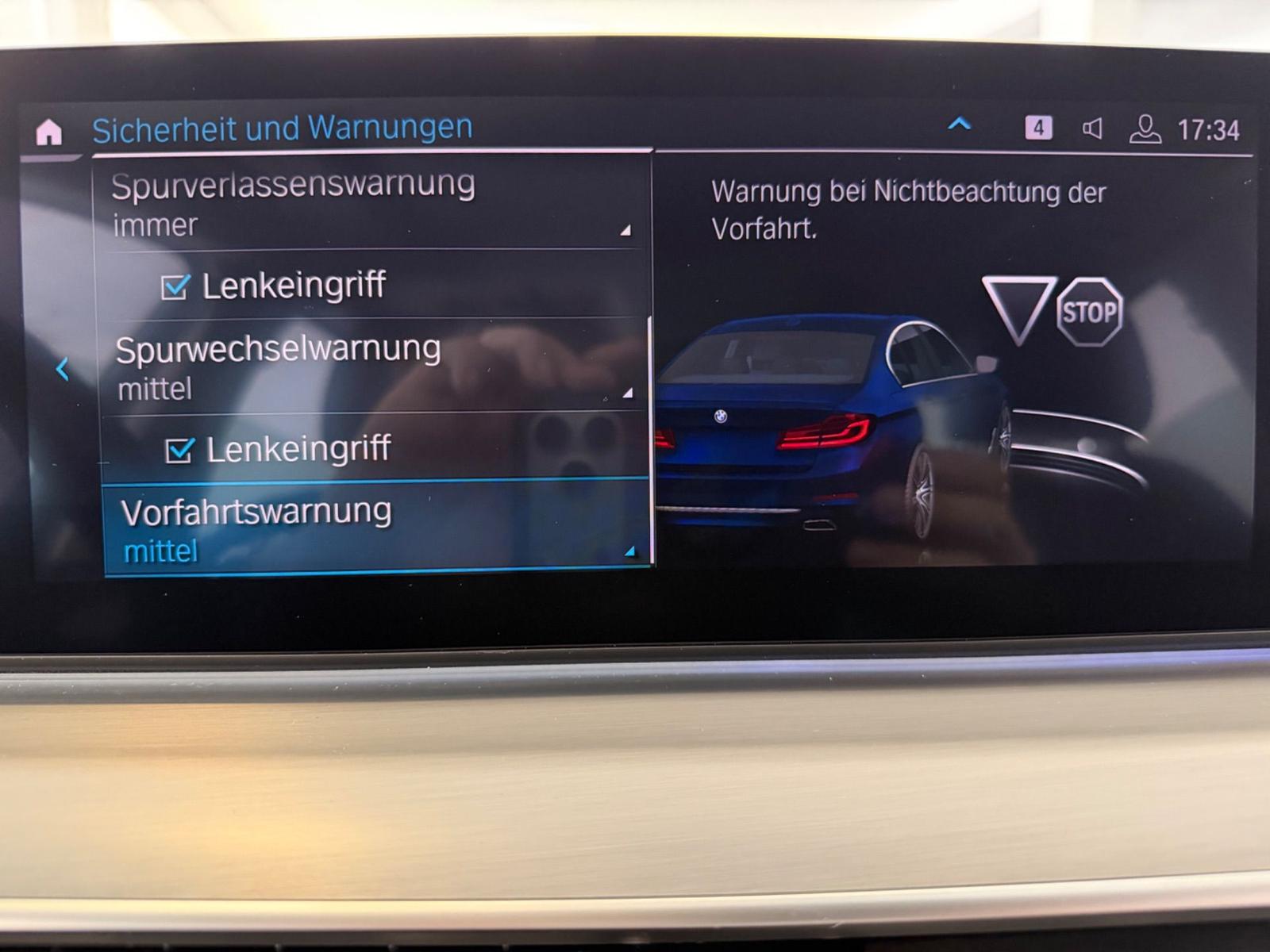 BMW 530 e Luxury Line HUD/PANO/CAM/AHK/ACC/SPUR/HIFI