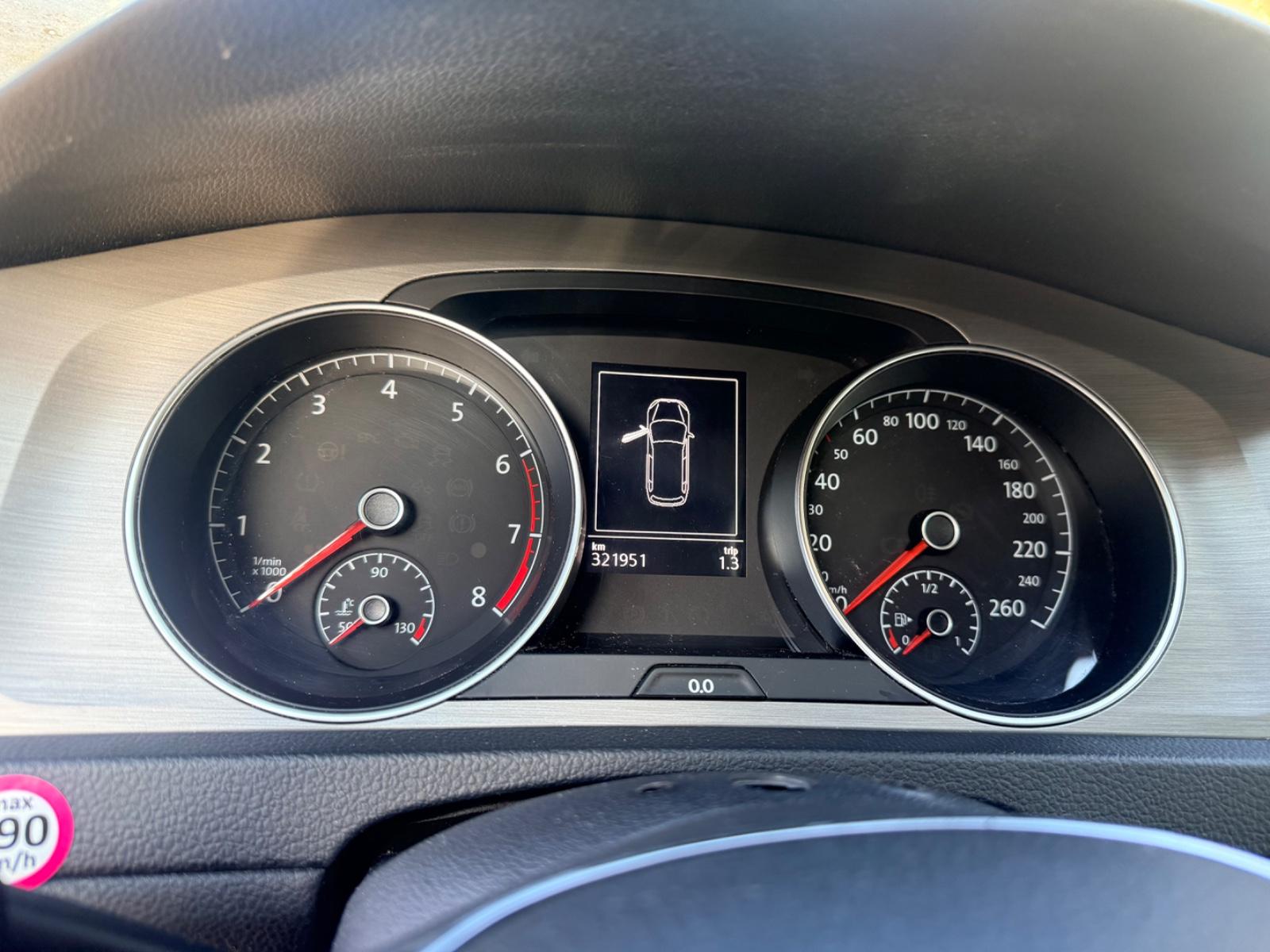 Volkswagen Golf 2015 — photo 16