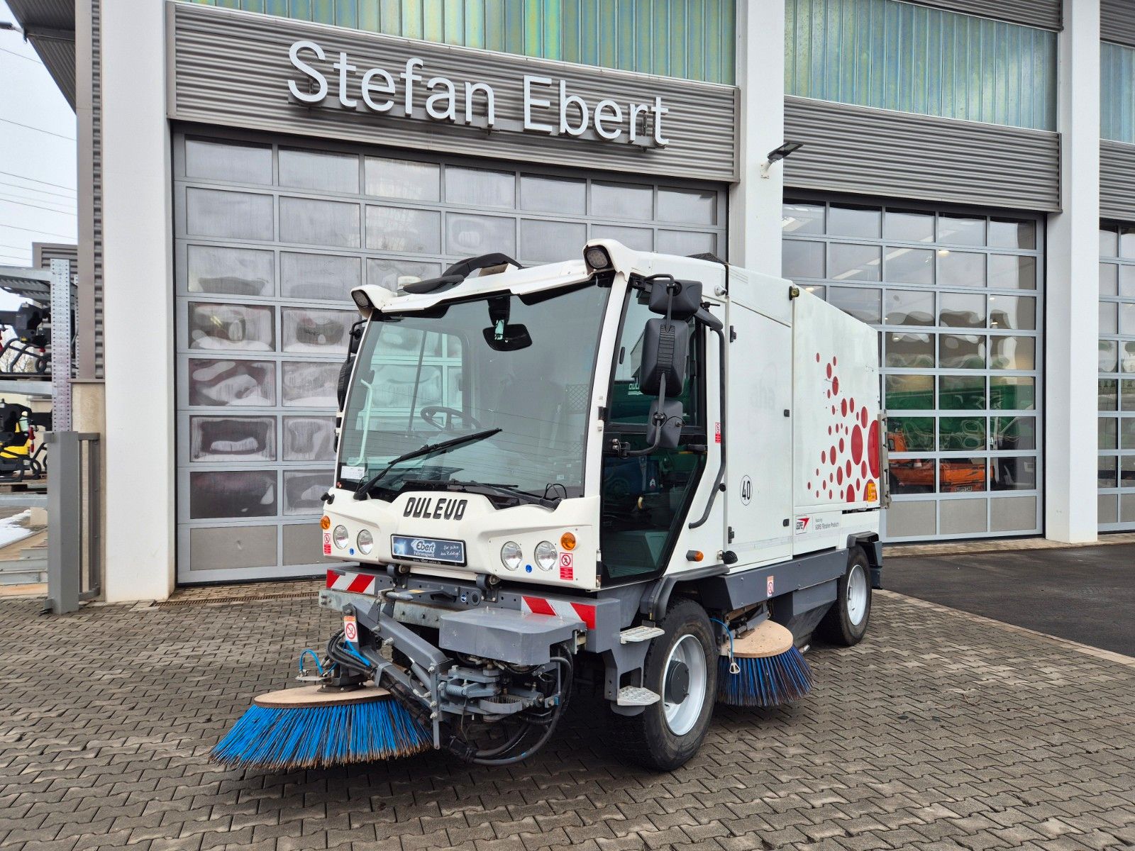 Fahrzeugabbildung Andere Dulevo 6000T Allradlenkung