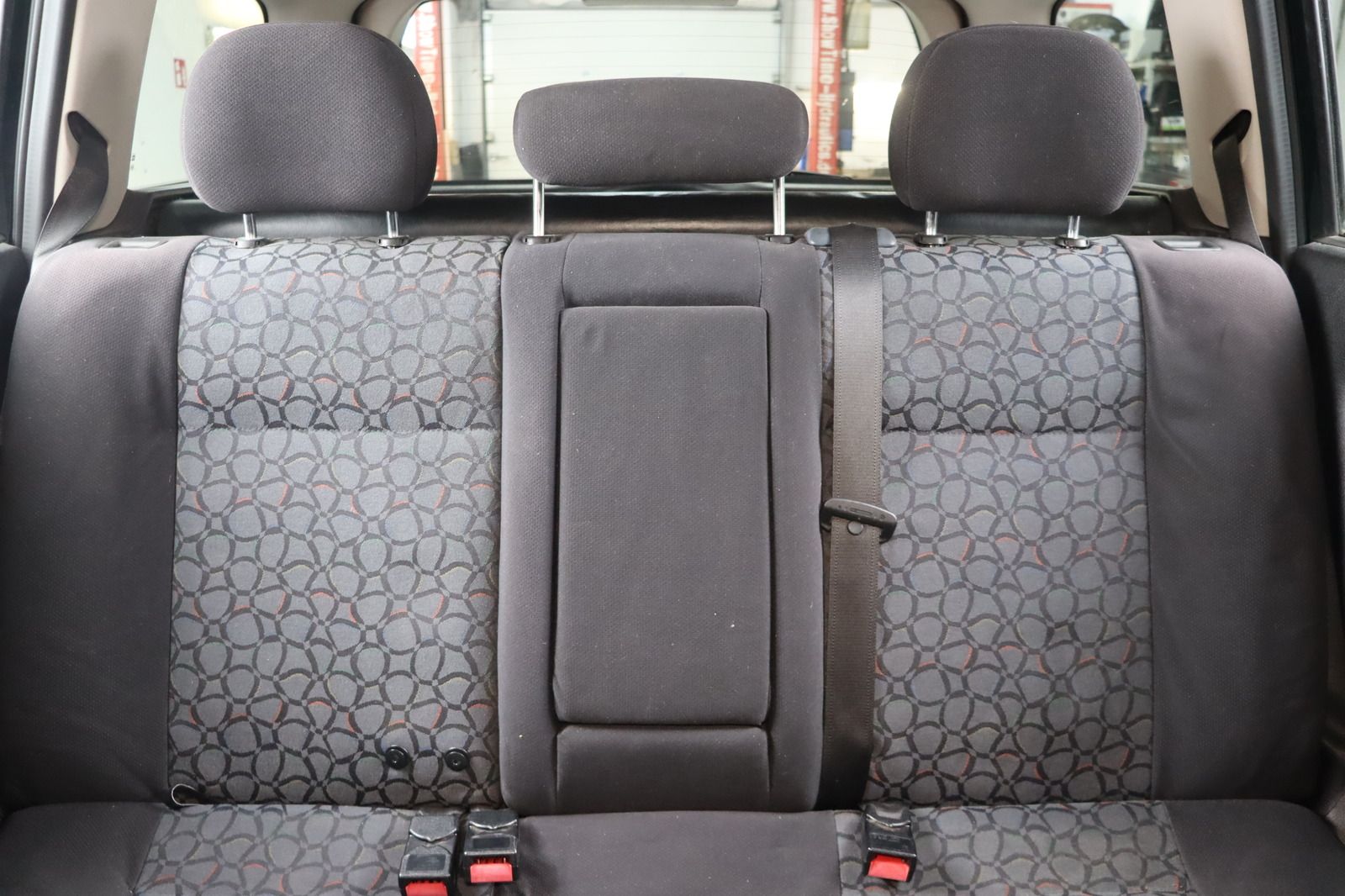 Fahrzeugabbildung Opel Astra 1.6 * AHK * Klima * HU/AU 02.2026