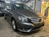 Mercedes-Benz B 180 B -Klasse Navi, 118Tkm, Tüv Insp. neu - Mercedes-Benz B 180 in Wuppertal
