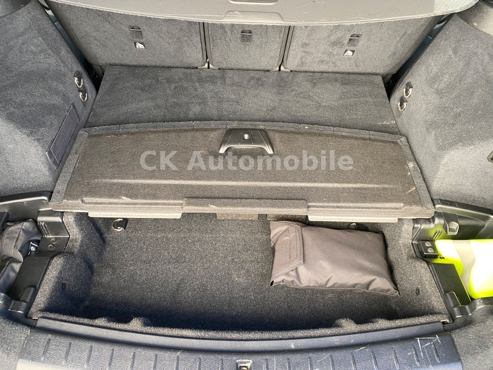 Fahrzeugabbildung BMW 218d Gran Tourer Advantage/Navi/Pano/LED/AHK