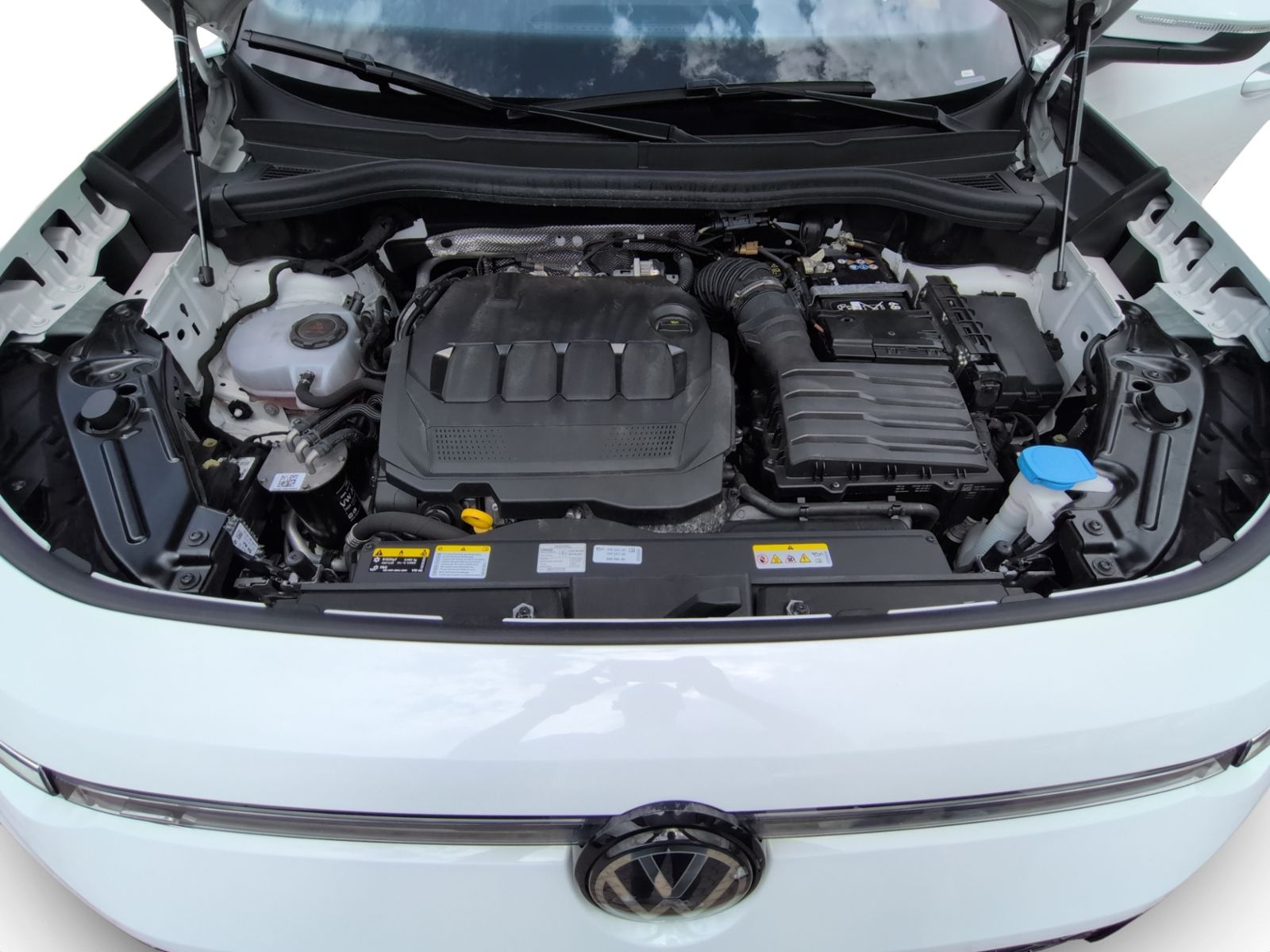 Tayron R-Line TDI 4MO AHK+STHZ+MATRIX+PANO+DCC+