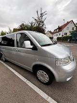 Volkswagen T5 Caravelle Lang - gebrauchte VW T5 Caravelle aus dem Jahr 2009