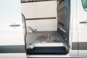 Volkswagen Crafter - 12