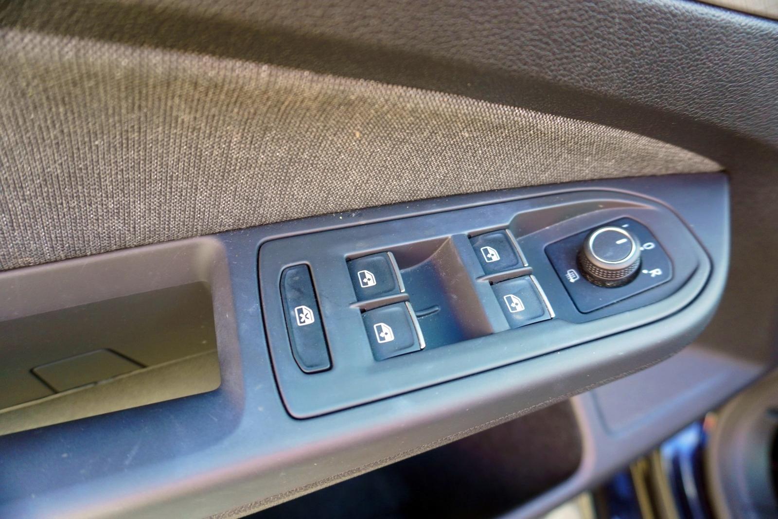 Volkswagen Golf VIII 1.5 TSI Life VC LED Navi App-Connect, миниатюра 13