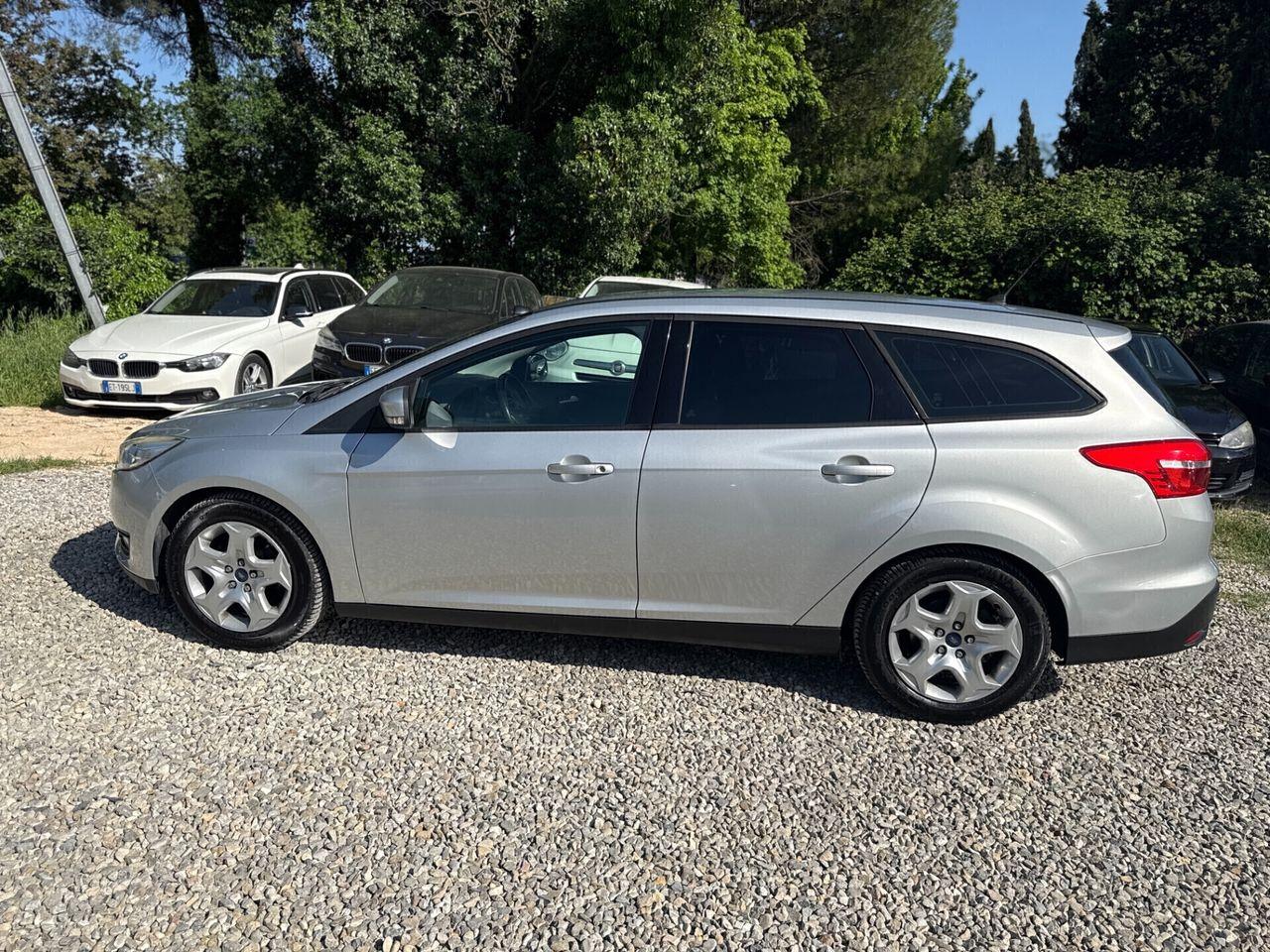 Ford Focus 2015 — photo 7