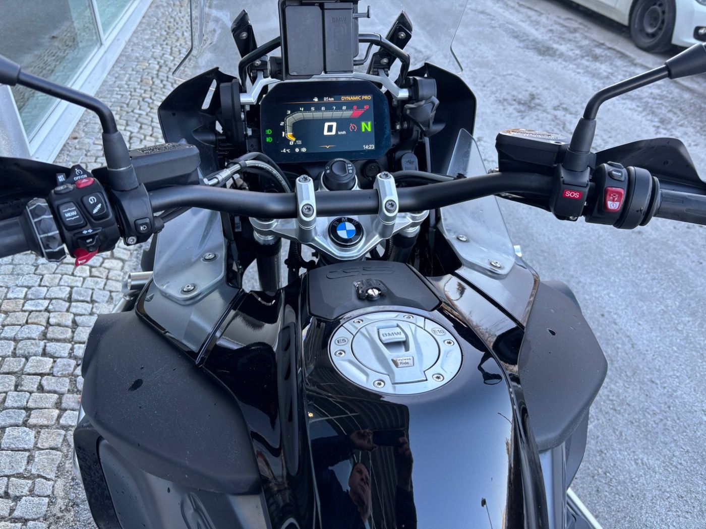 Fahrzeugabbildung BMW R 1250 GS Adventure Triple Black Aluminium Koffe