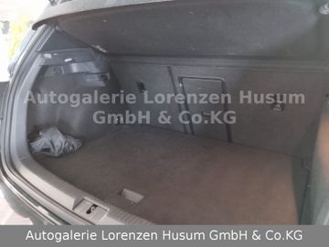 Volkswagen Golf - 6