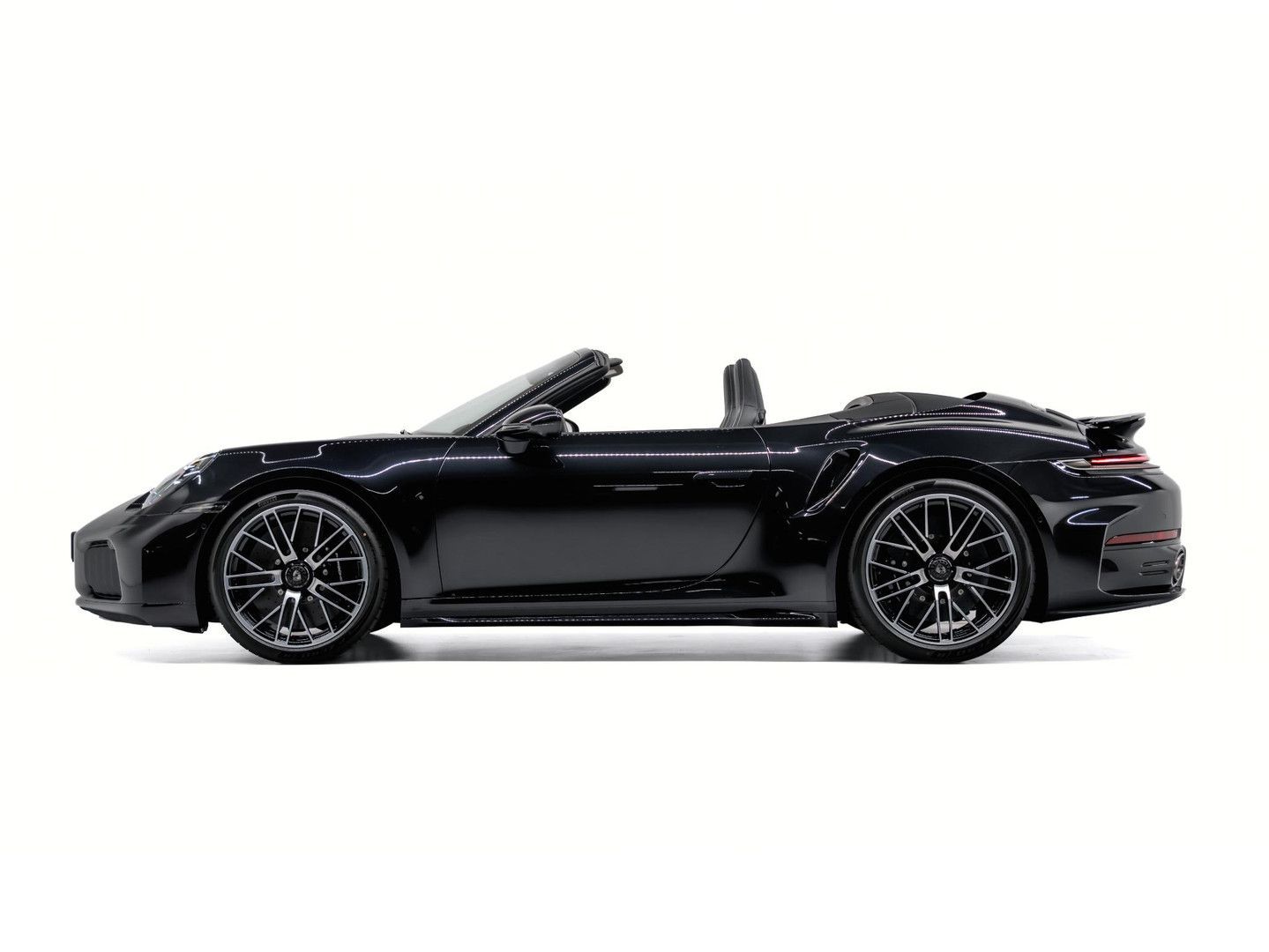 Porsche 992 Turbo S Cabrio imagem 2