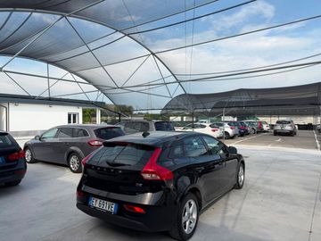 Volvo V40 - 8