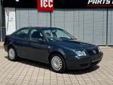 Volkswagen Bora Comfortline Automatik/GRA/SZH - VW Bora Gebrauchtwagen