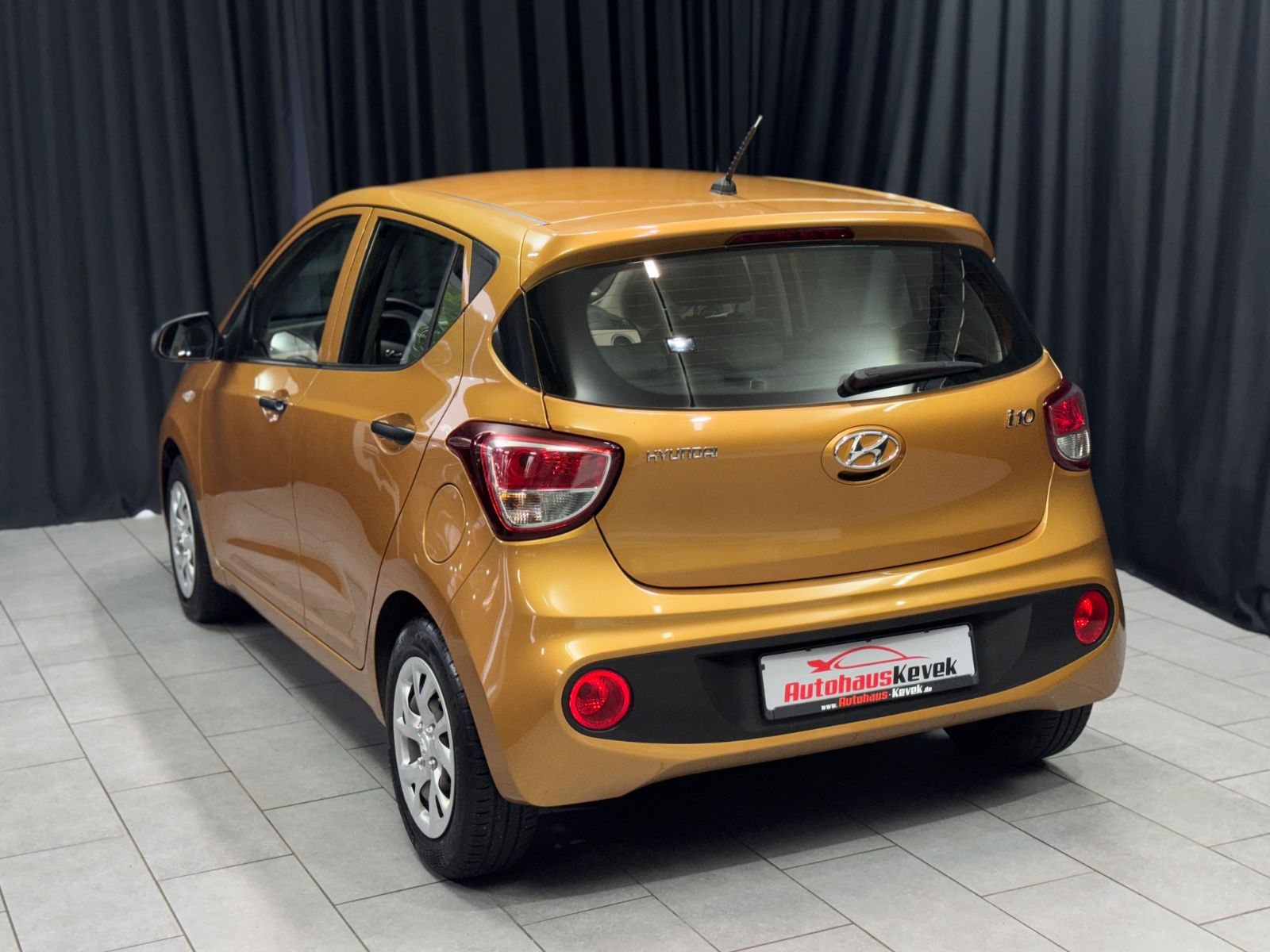 Fahrzeugabbildung Hyundai i10 Classic|AUTOMATIK|KLIMA|ORIGINAL 45.000 KM|