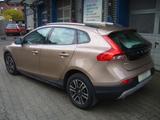 Volvo V40 Cross Country KD BRe TÜV neu - Volvo V40 mit Diesel-Antrieb: Standheizung