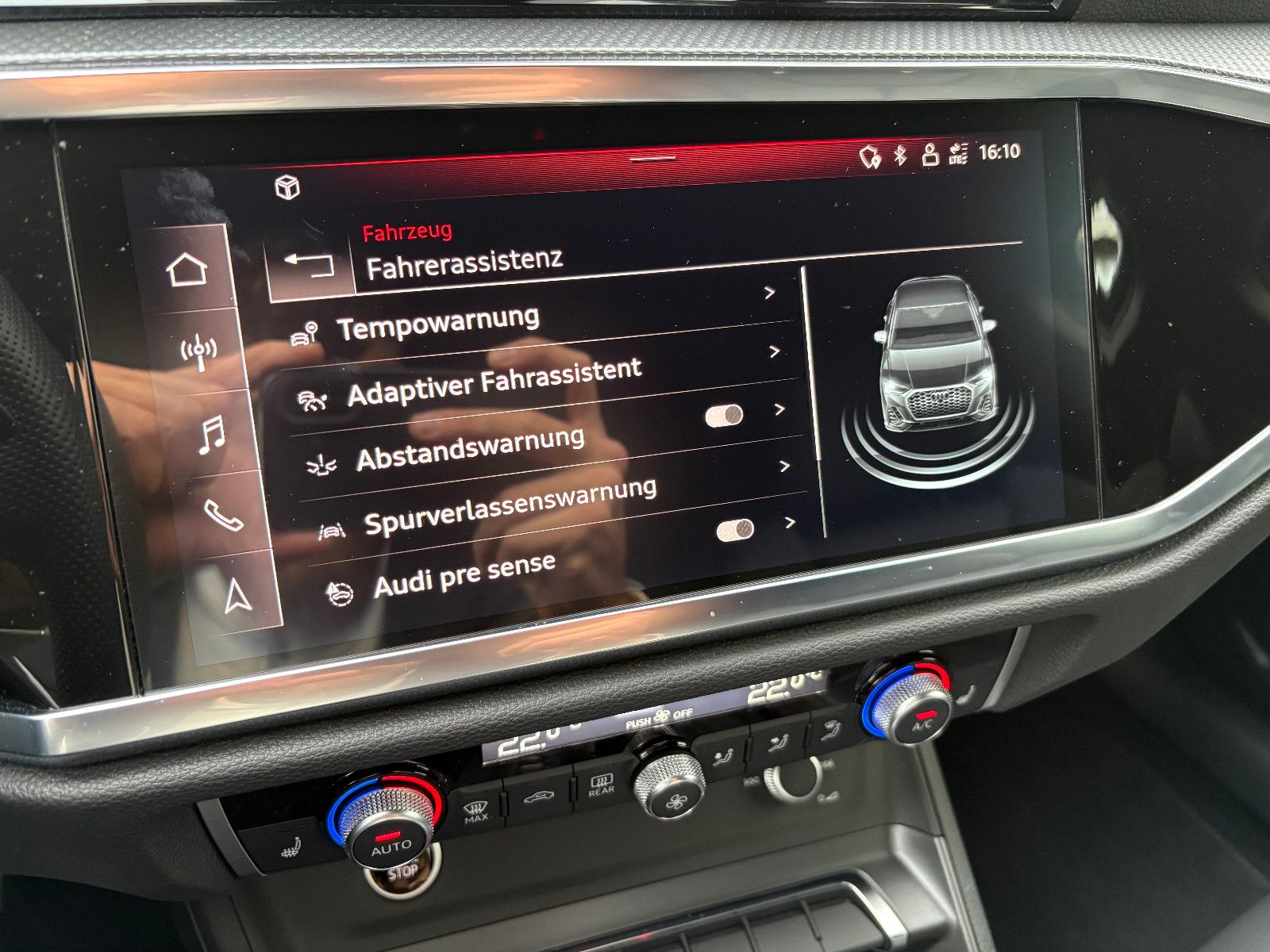 Fahrzeugabbildung Audi Q3 Sportback 35 TDI/S-LINE/BLACK-EDIT/LED/KAMERA