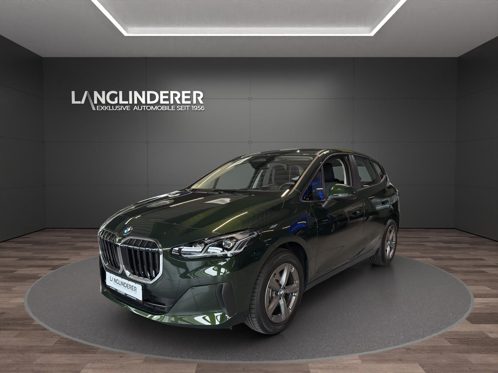 BMW 216i Active Tourer PremiumPaket NP 39.009,- LED+