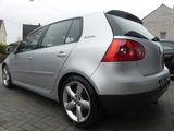 Volkswagen Golf V Lim. Goal - Volkswagen Golf mit Diesel-Antrieb: Limousine, Schaltgetriebe